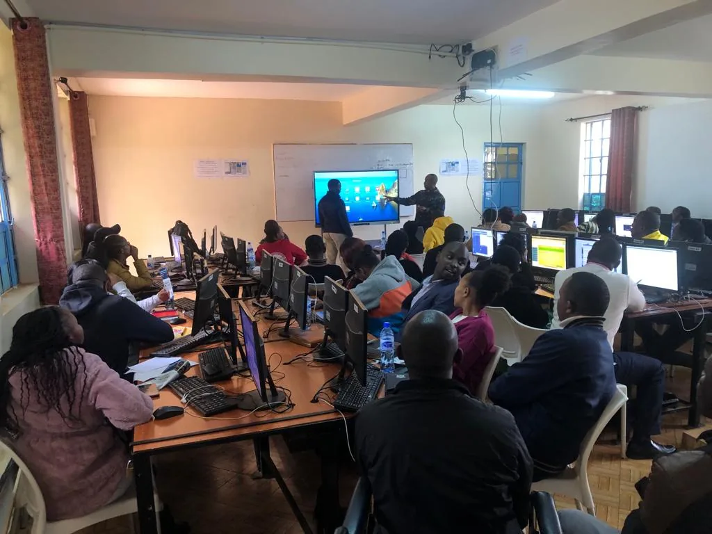 Teacher Re-tooling session using Interactive Flat Panel